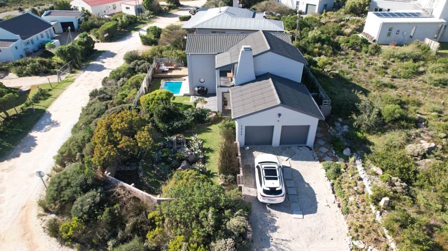 4 Bedroom Property for Sale in Pringle Bay Western Cape